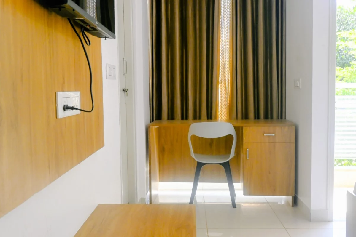 Bhagat Inn Airport Hotel